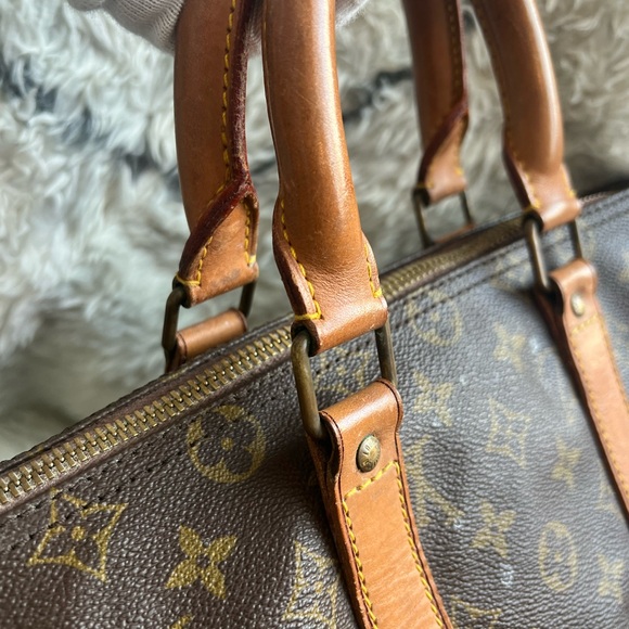 Louis Vuitton Keepall 45 in Monogram Leather - Picture 4 of 10